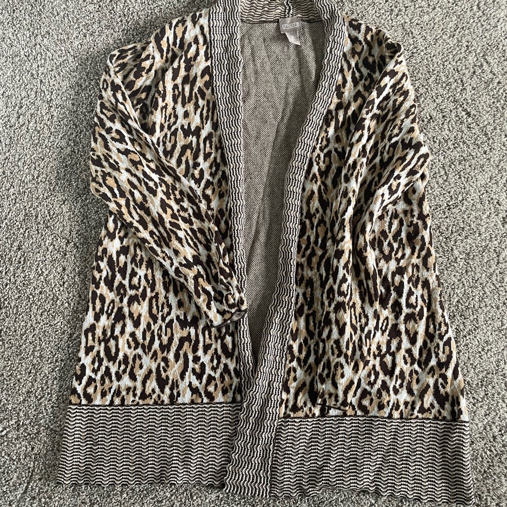Chicos Open Front Cheetah 🐆 Print Cardigan Size 2